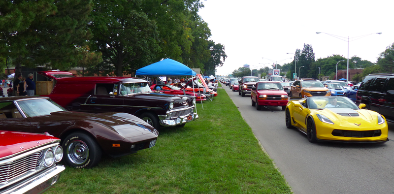 Illustration for article titled The Weirdest And Sexiest Cars That Showed Up To The Woodward Dream Cruise